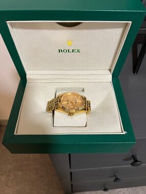 Rolex Gold Men's Watch with Champagne Dial
